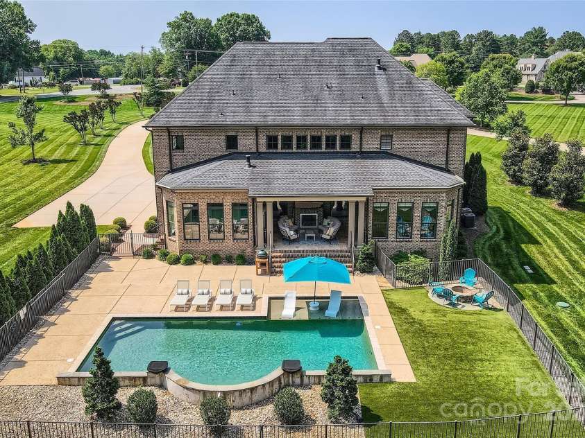 14041 Mccord Road, Huntersville, NC 28078.  MLS# CAR4269269, YatesRealty ID 21097. 