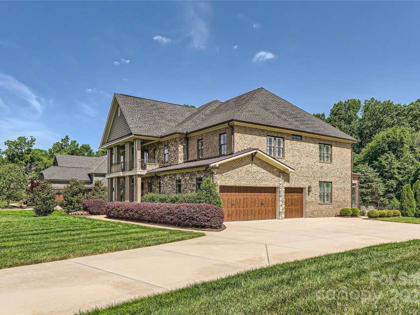 14041 Mccord Road, Huntersville, NC 28078.  MLS# CAR4269269, YatesRealty ID 21097. 