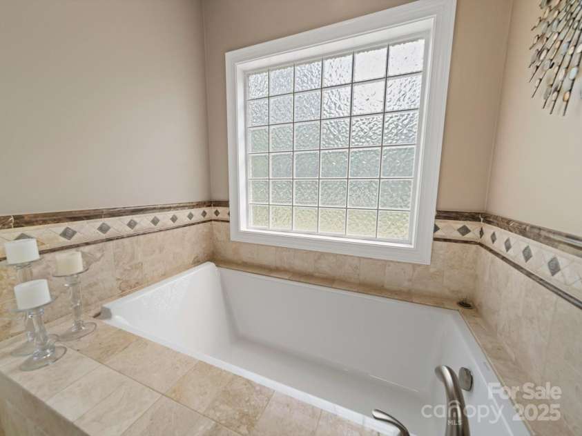 1021 Mallard Landing Drive, Monroe, NC 28110.  MLS# CAR4255703, YatesRealty ID 21098. 