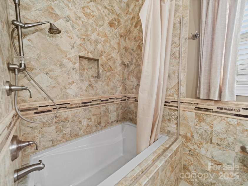 1021 Mallard Landing Drive, Monroe, NC 28110.  MLS# CAR4255703, YatesRealty ID 21098. 