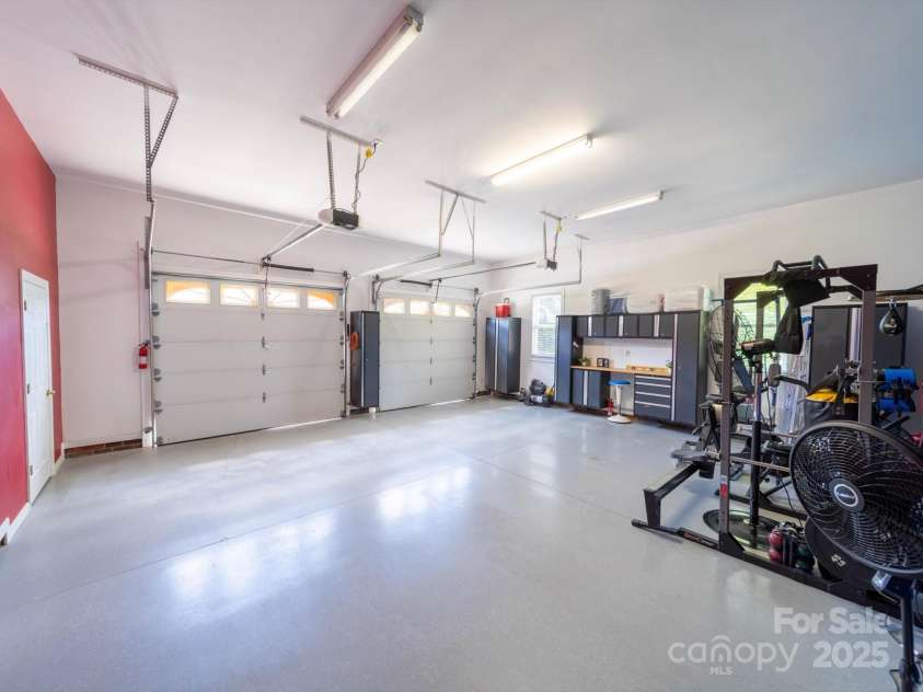 1021 Mallard Landing Drive, Monroe, NC 28110.  MLS# CAR4255703, YatesRealty ID 21098. 