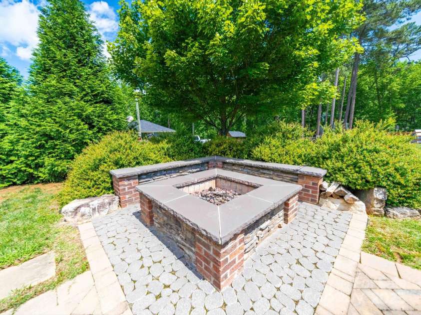 1021 Mallard Landing Drive, Monroe, NC 28110.  MLS# CAR4255703, YatesRealty ID 21098. 