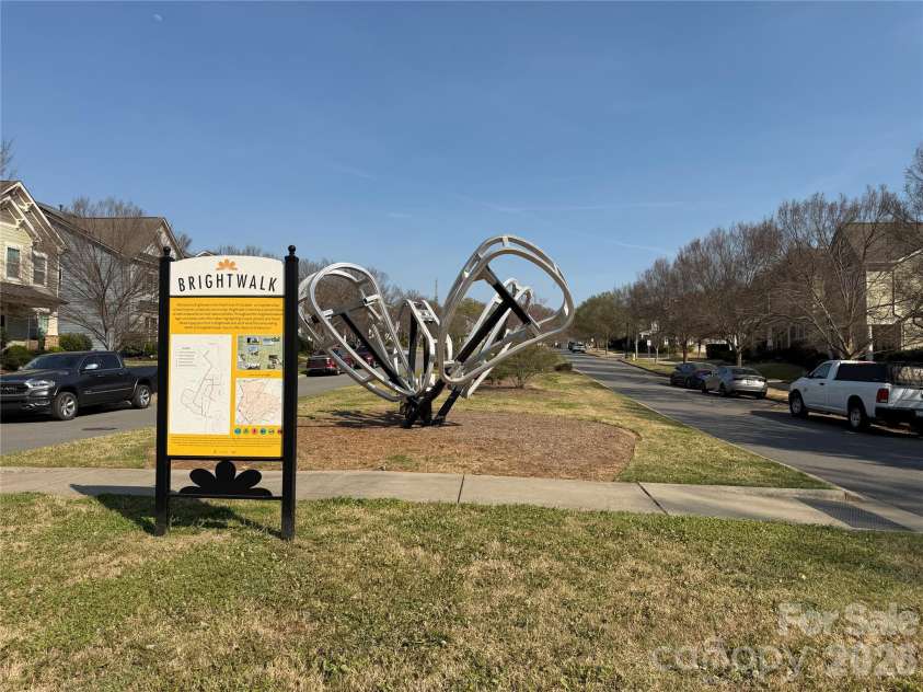 2718 Tranquil Oak Place, Charlotte, NC 28206.  MLS# CAR4362826, YatesRealty ID 21098. Brightwalk sculptural art