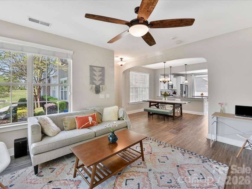 2718 Tranquil Oak Place, Charlotte, NC 28206.  MLS# CAR4362826, YatesRealty ID 21098. Living room