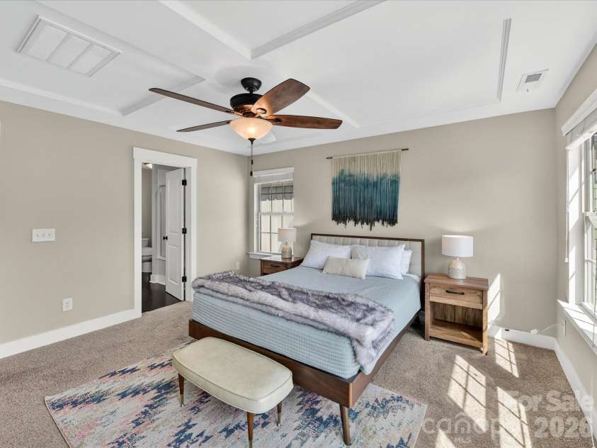 2718 Tranquil Oak Place, Charlotte, NC 28206.  MLS# CAR4362826, YatesRealty ID 21098. Primary bedroom