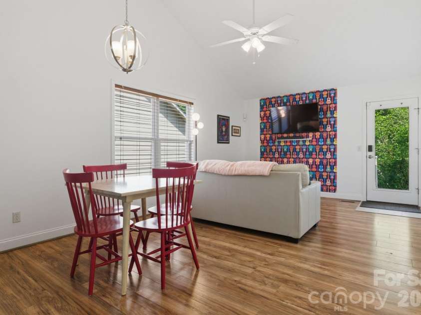 77 Lees Creek Road, Asheville, NC 28806.  MLS# CAR4377048, YatesRealty ID 21099. 