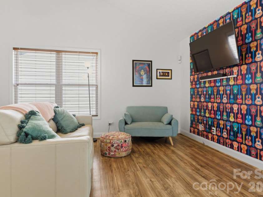 77 Lees Creek Road, Asheville, NC 28806.  MLS# CAR4377048, YatesRealty ID 21099. 