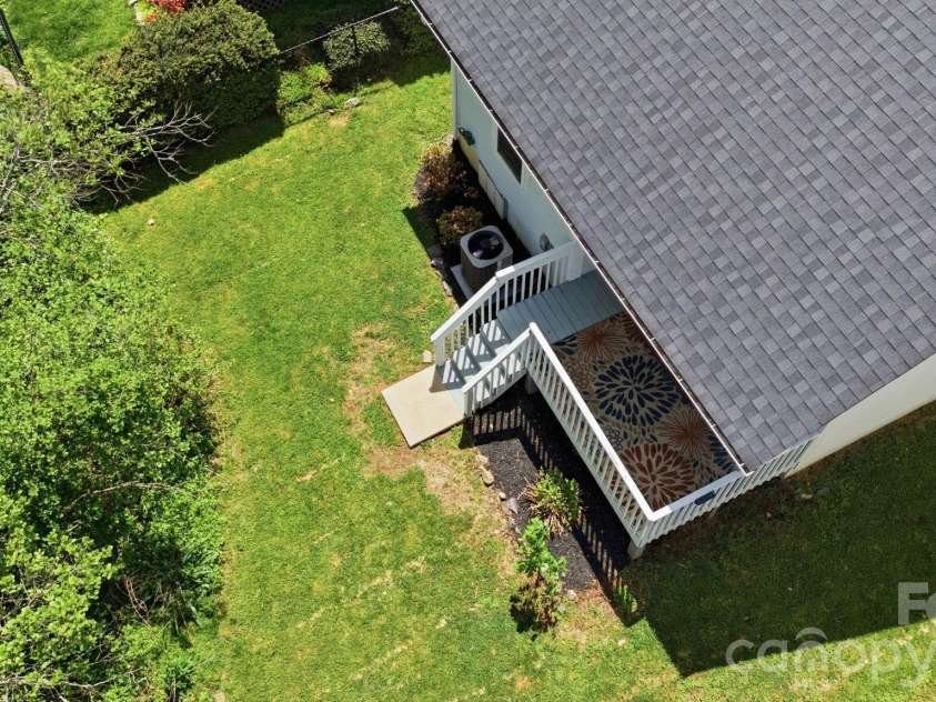 77 Lees Creek Road, Asheville, NC 28806.  MLS# CAR4377048, YatesRealty ID 21099. 