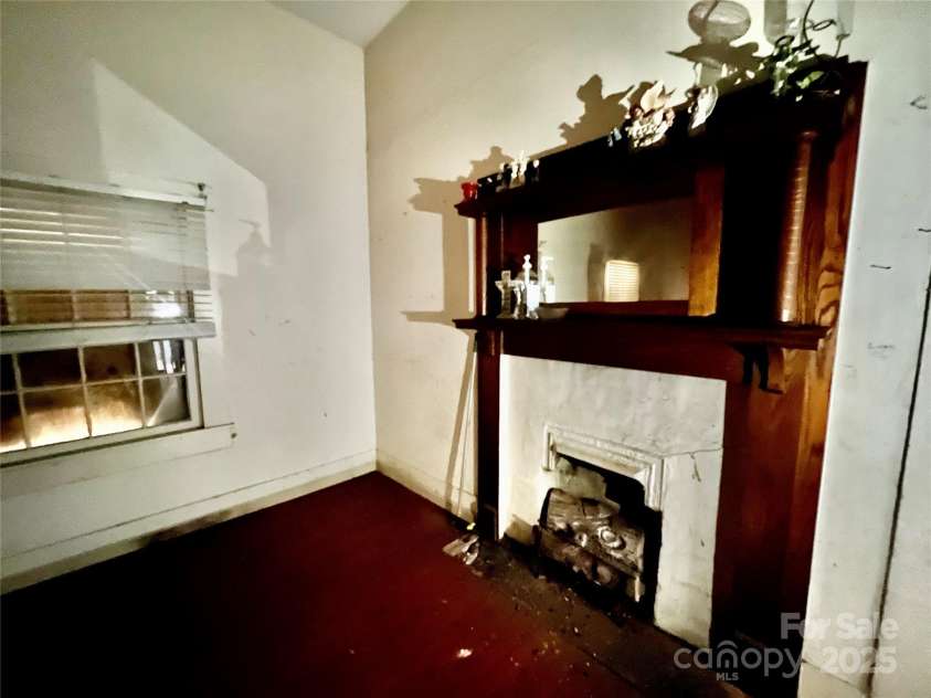 407 Chester Avenue, Great Falls, SC 29055.  MLS# CAR4314272, YatesRealty ID 211. 