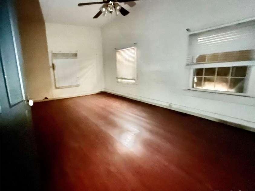 407 Chester Avenue, Great Falls, SC 29055.  MLS# CAR4314272, YatesRealty ID 211. 