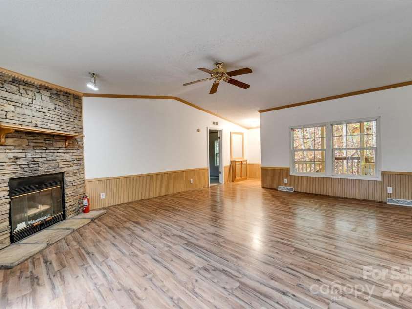 197 Savannah Meadows Trail, Sylva, NC 28779.  MLS# CAR4313193, YatesRealty ID 2110. 