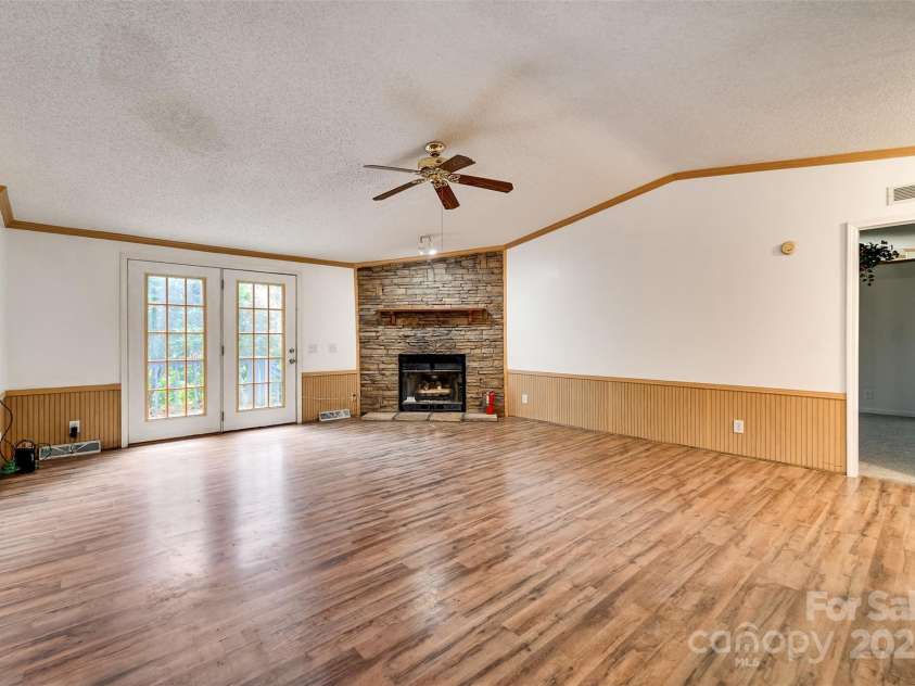 197 Savannah Meadows Trail, Sylva, NC 28779.  MLS# CAR4313193, YatesRealty ID 2110. 