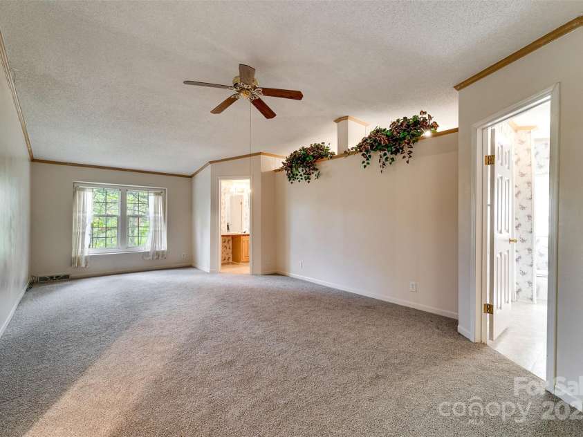 197 Savannah Meadows Trail, Sylva, NC 28779.  MLS# CAR4313193, YatesRealty ID 2110. 