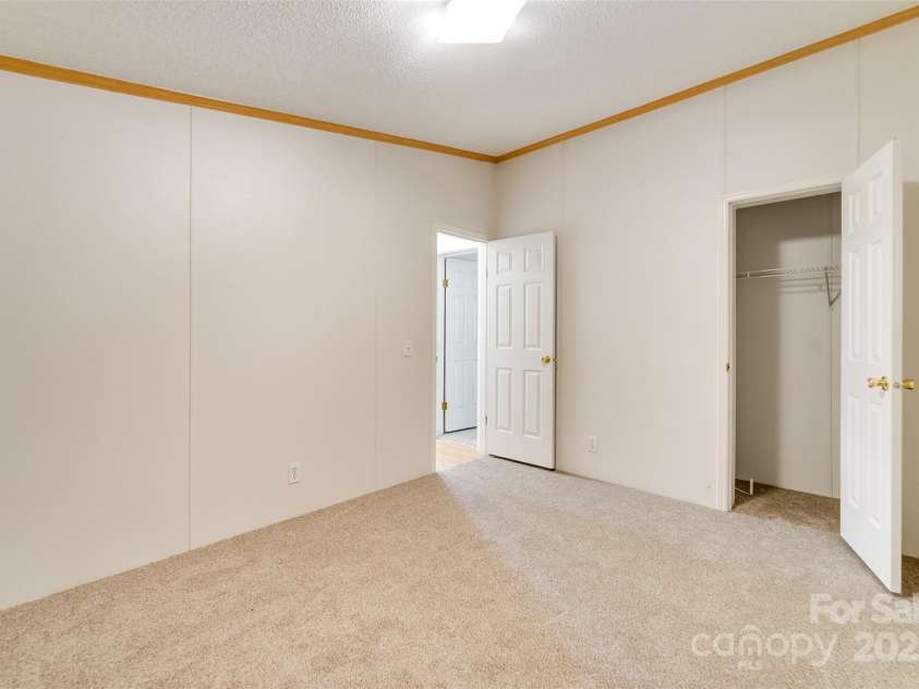 197 Savannah Meadows Trail, Sylva, NC 28779.  MLS# CAR4313193, YatesRealty ID 2110. 