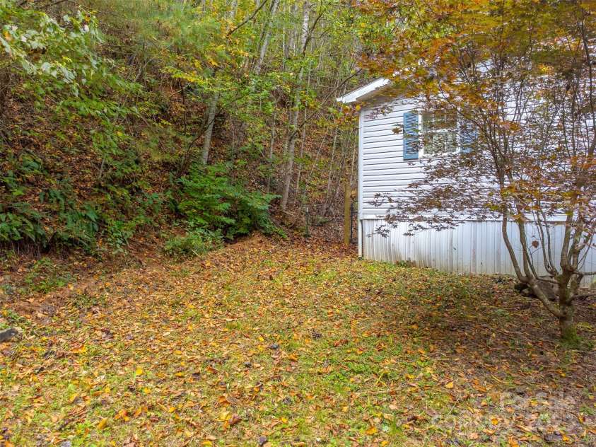 197 Savannah Meadows Trail, Sylva, NC 28779.  MLS# CAR4313193, YatesRealty ID 2110. 