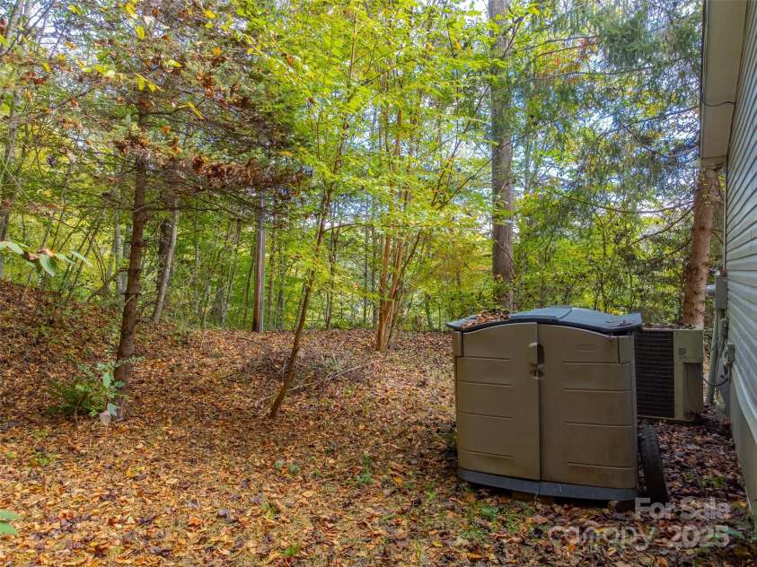 197 Savannah Meadows Trail, Sylva, NC 28779.  MLS# CAR4313193, YatesRealty ID 2110. 