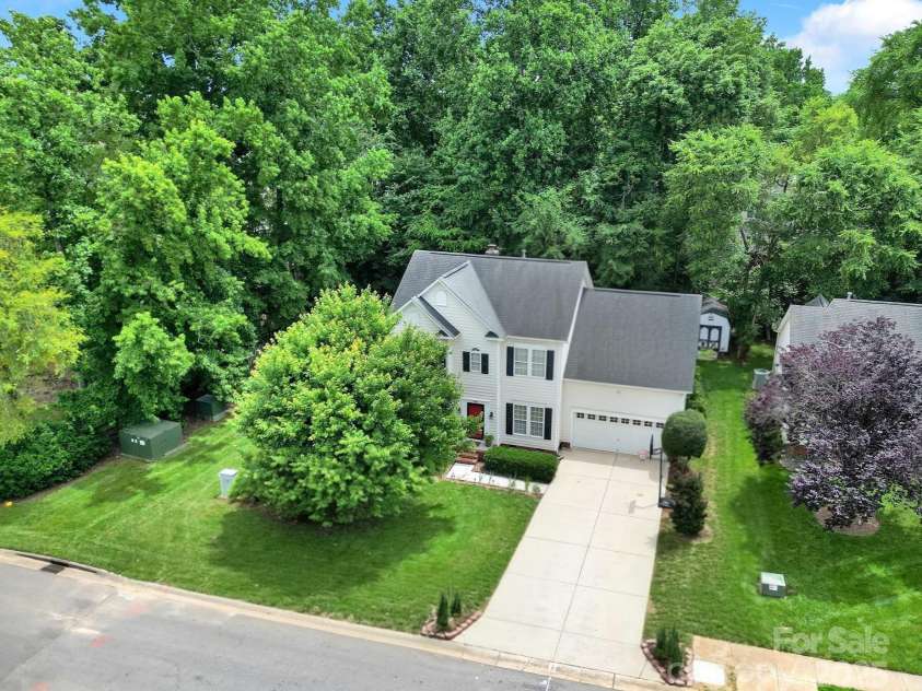 488 Saint George Road, Fort Mill, SC 29708.  MLS# CAR4268825, YatesRealty ID 21100. 