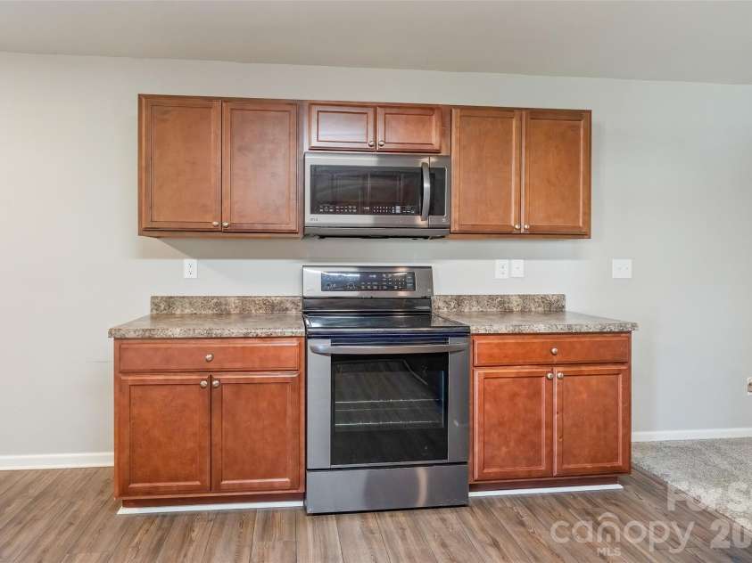 5045 Ashley Place Drive, Bessemer City, NC 28016.  MLS# CAR4422477, YatesRealty ID 21100. 