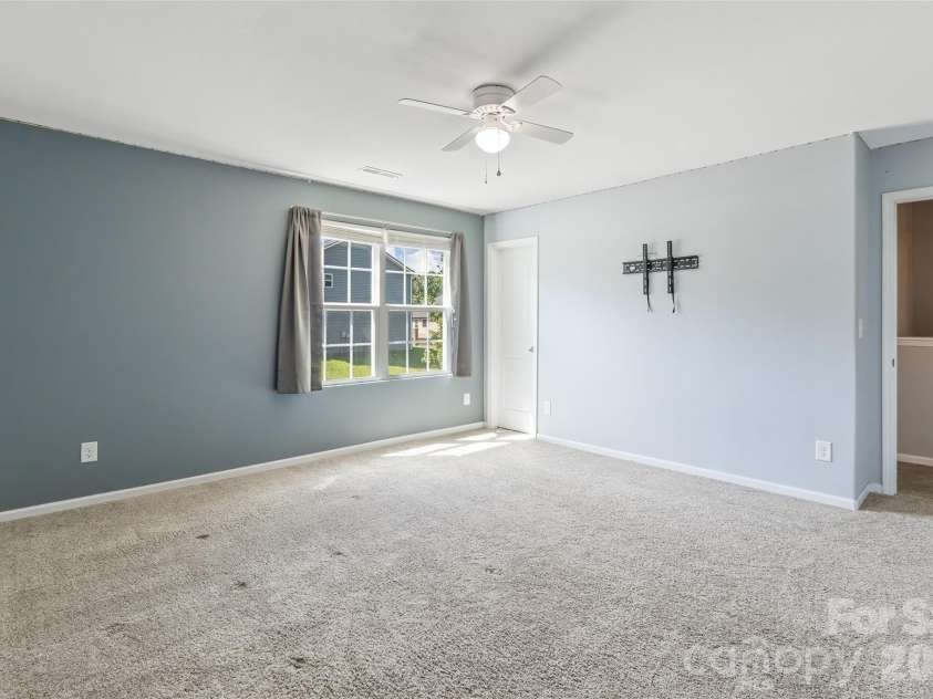 5045 Ashley Place Drive, Bessemer City, NC 28016.  MLS# CAR4422477, YatesRealty ID 21100. 