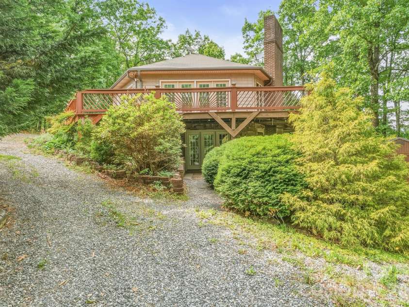 3190 Holly Road, Connelly Springs, NC 28612.  MLS# CAR4379372, YatesRealty ID 21101. 