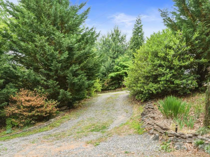 3190 Holly Road, Connelly Springs, NC 28612.  MLS# CAR4379372, YatesRealty ID 21101. 