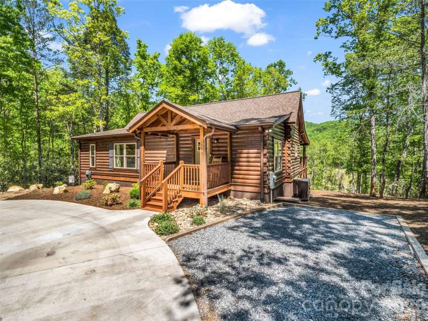 194 Summer Morning Court, Lake Lure, NC 28746.  MLS# CAR4373773, YatesRealty ID 21102. 