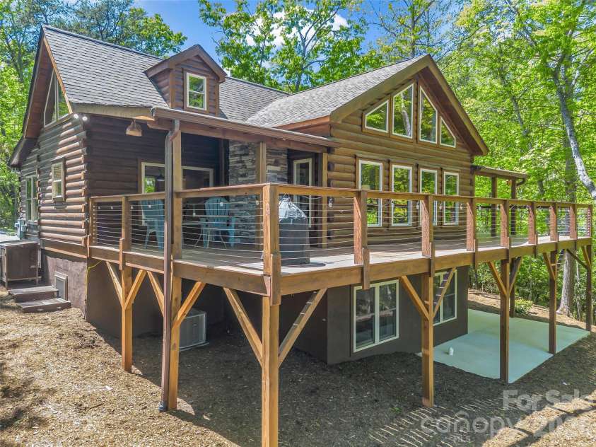 194 Summer Morning Court, Lake Lure, NC 28746.  MLS# CAR4373773, YatesRealty ID 21102. 