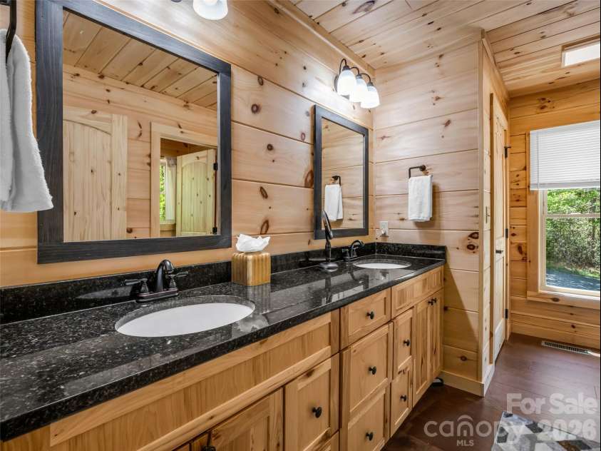 194 Summer Morning Court, Lake Lure, NC 28746.  MLS# CAR4373773, YatesRealty ID 21102. 