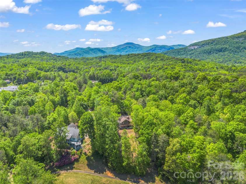 194 Summer Morning Court, Lake Lure, NC 28746.  MLS# CAR4373773, YatesRealty ID 21102. 