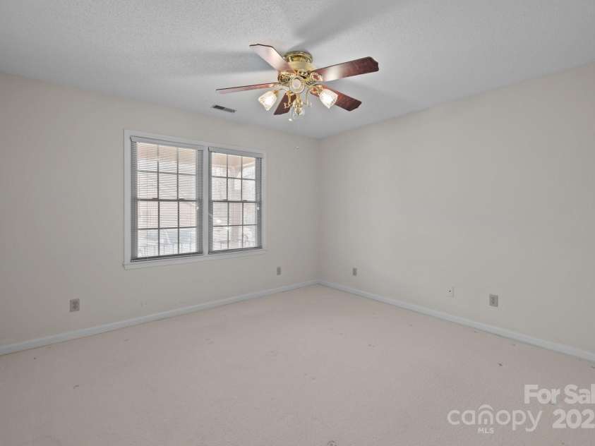 234 Pointe Circle, Rock Hill, SC 29732.  MLS# CAR4232154, YatesRealty ID 21102. 