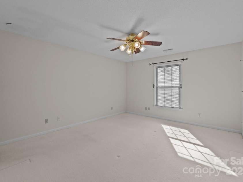 234 Pointe Circle, Rock Hill, SC 29732.  MLS# CAR4232154, YatesRealty ID 21102. 