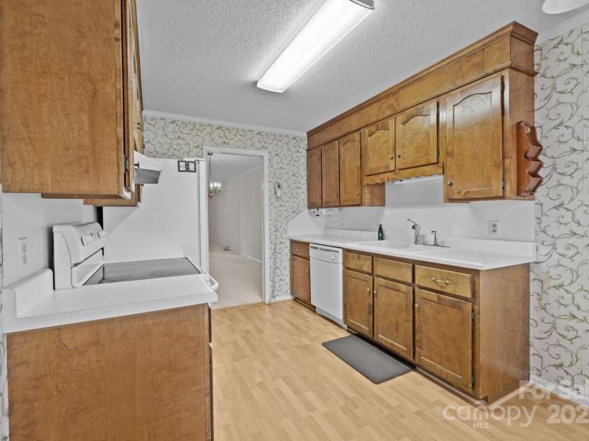 234 Pointe Circle, Rock Hill, SC 29732.  MLS# CAR4232154, YatesRealty ID 21102. 