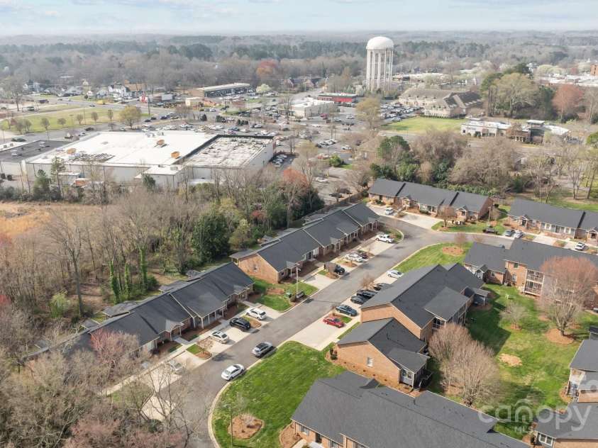 234 Pointe Circle, Rock Hill, SC 29732.  MLS# CAR4232154, YatesRealty ID 21102. 