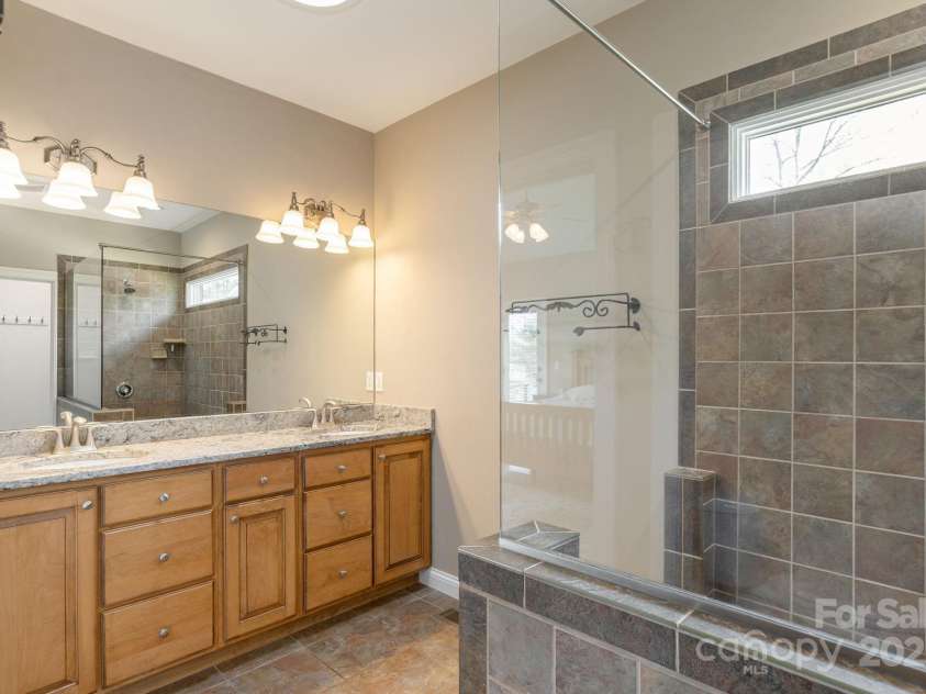 28 Tudor Crescent Court, Hendersonville, NC 28739.  MLS# CAR4255381, YatesRealty ID 21103. 