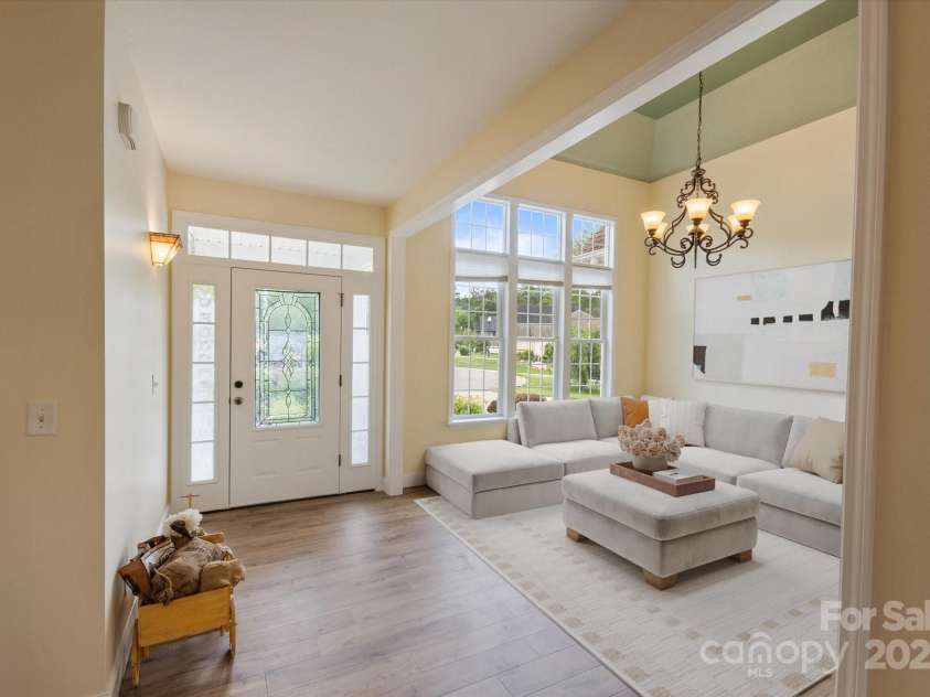 30 Linn Garden Lane, Swannanoa, NC 28778.  MLS# CAR4268908, YatesRealty ID 21104. Virtual staged