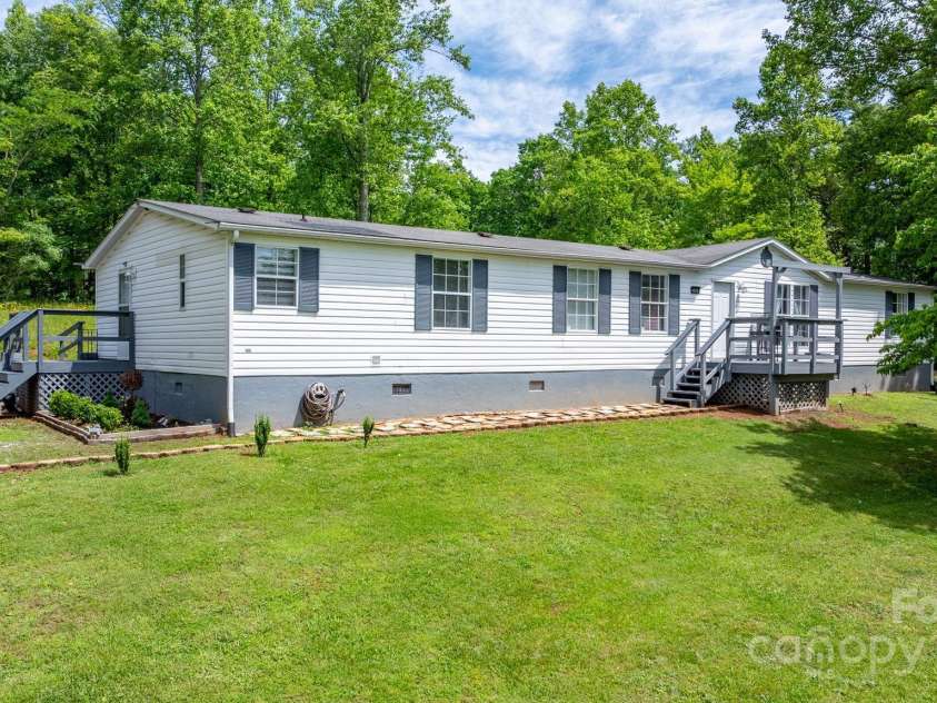 4375 Fox Road, Lenoir, NC 28645.  MLS# CAR4260702, YatesRealty ID 21105. 