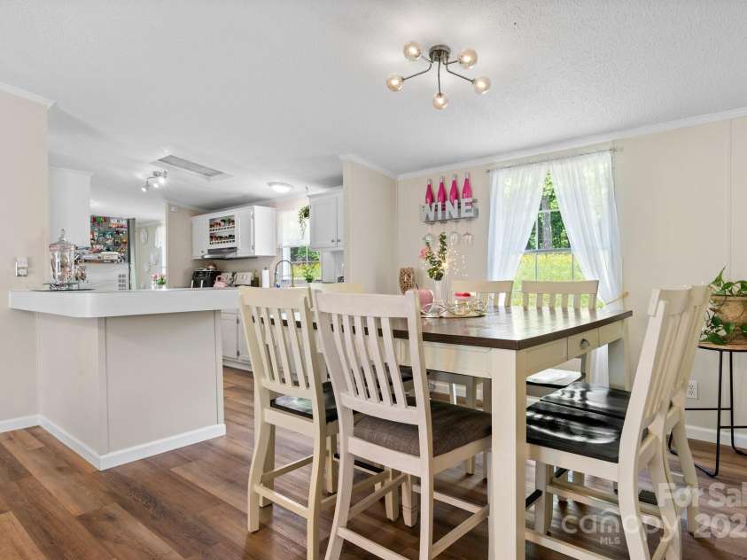 4375 Fox Road, Lenoir, NC 28645.  MLS# CAR4260702, YatesRealty ID 21105. 