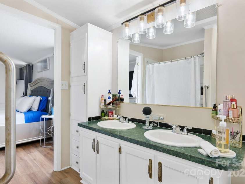 4375 Fox Road, Lenoir, NC 28645.  MLS# CAR4260702, YatesRealty ID 21105. 