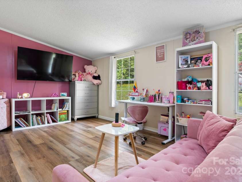 4375 Fox Road, Lenoir, NC 28645.  MLS# CAR4260702, YatesRealty ID 21105. 