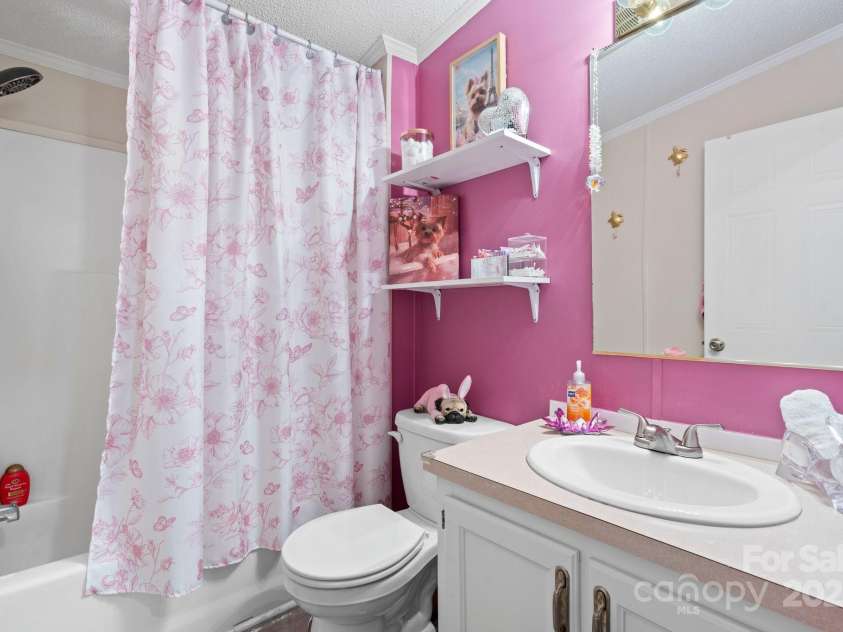 4375 Fox Road, Lenoir, NC 28645.  MLS# CAR4260702, YatesRealty ID 21105. 