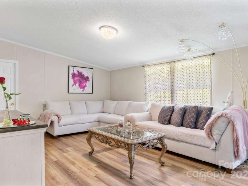 4375 Fox Road, Lenoir, NC 28645.  MLS# CAR4260702, YatesRealty ID 21105. 