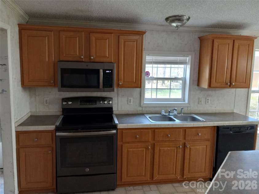 130 Gray Fox Drive, Lawndale, NC 28090.  MLS# CAR4369514, YatesRealty ID 21106. 