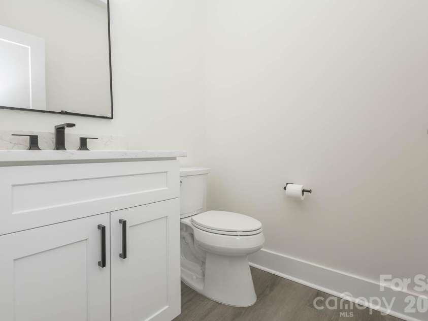 102 Starmount Drive, Kings Mountain, NC 28086.  MLS# CAR4376237, YatesRealty ID 21107. 