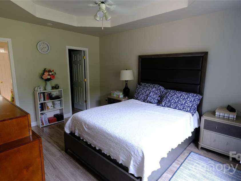 7046 Dorn Circle, Charlotte, NC 28212.  MLS# CAR4265262, YatesRealty ID 21107. 