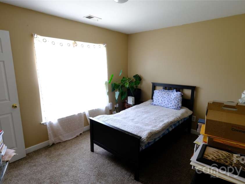 7046 Dorn Circle, Charlotte, NC 28212.  MLS# CAR4265262, YatesRealty ID 21107. 