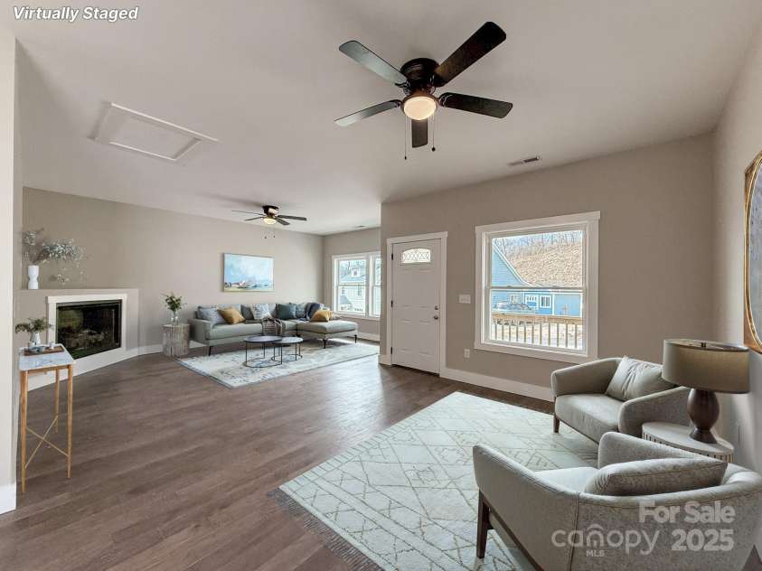 115 Northbend Drive, Asheville, NC 28804.  MLS# CAR4196714, YatesRealty ID 21108. 