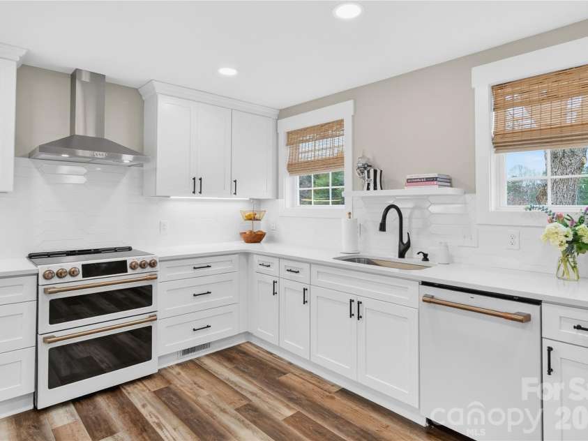 581 Hicks Creek Road, Troutman, NC 28166.  MLS# CAR4378036, YatesRealty ID 21108. 