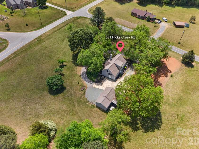 581 Hicks Creek Road, Troutman, NC 28166.  MLS# CAR4378036, YatesRealty ID 21108. 