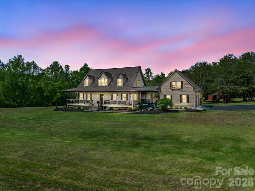 121 Emerald Parkway, Rutherfordton, NC 28139.  MLS# CAR4376283, YatesRealty ID 21109. 