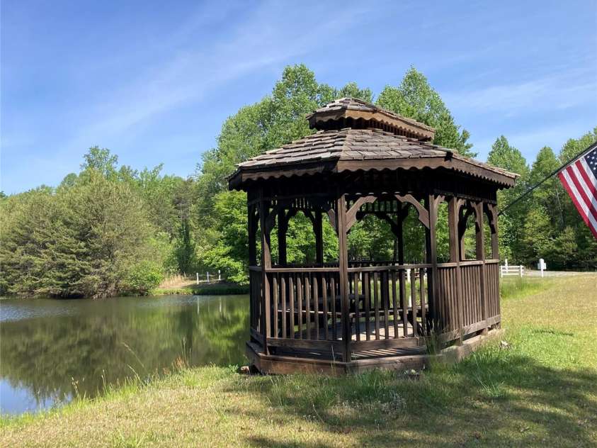 121 Emerald Parkway, Rutherfordton, NC 28139.  MLS# CAR4376283, YatesRealty ID 21109. Common Area Gazebo